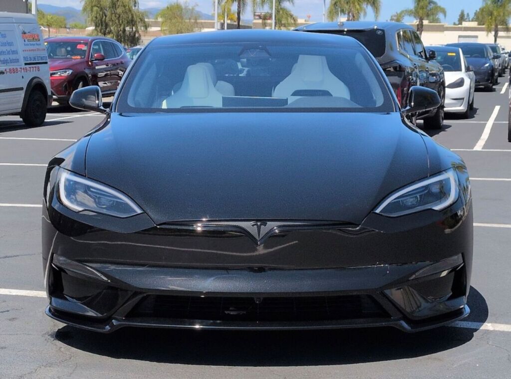 2026 Tesla Model S Plaid