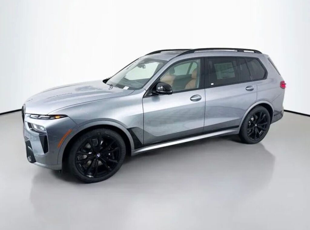 2026 BMW X7 M60i