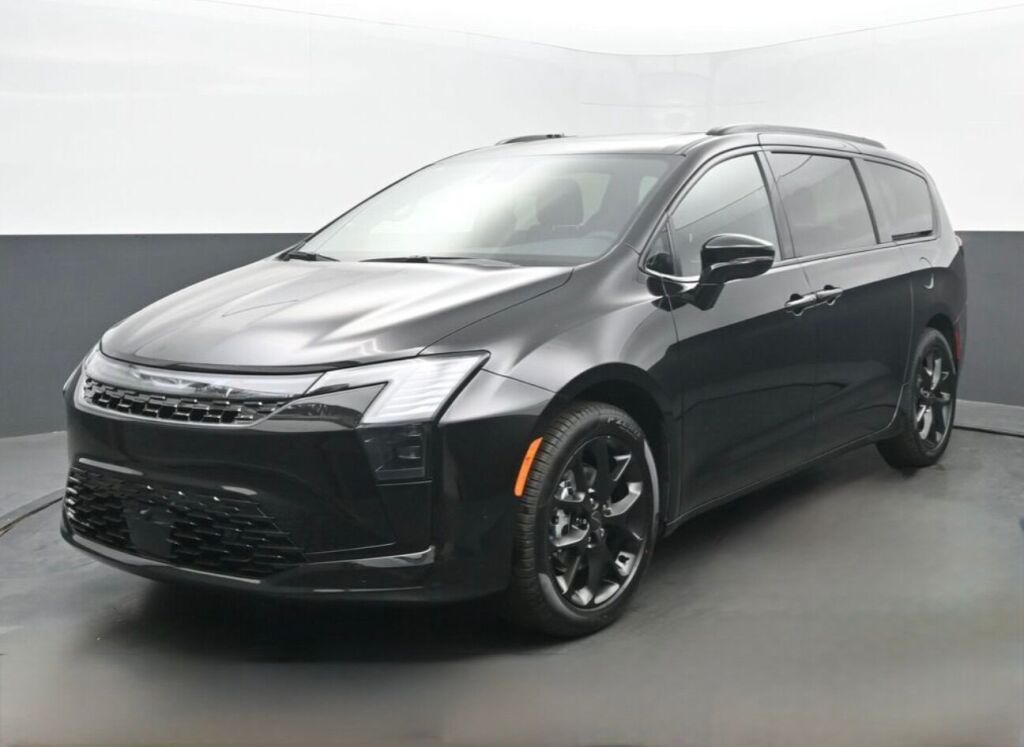 2027 Chrysler Pacifica Limited