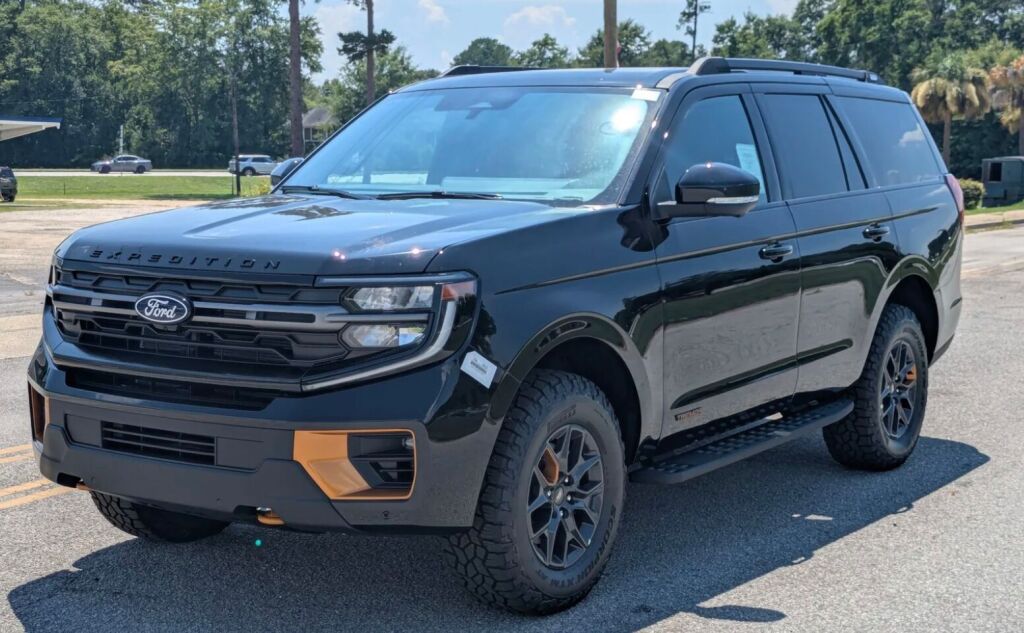 2027 Ford Expedition Tremor