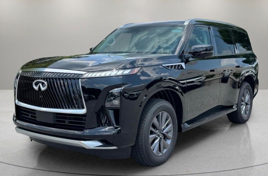 2027 INFINITI QX80 Pure