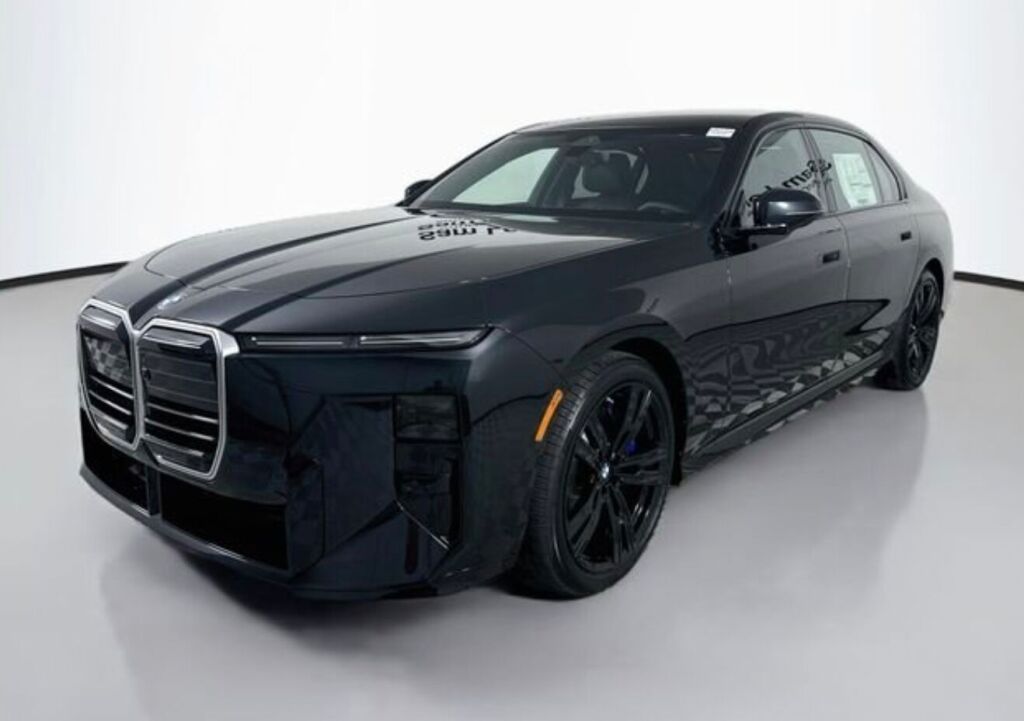 2027 BMW 7 Series 740 xDrive