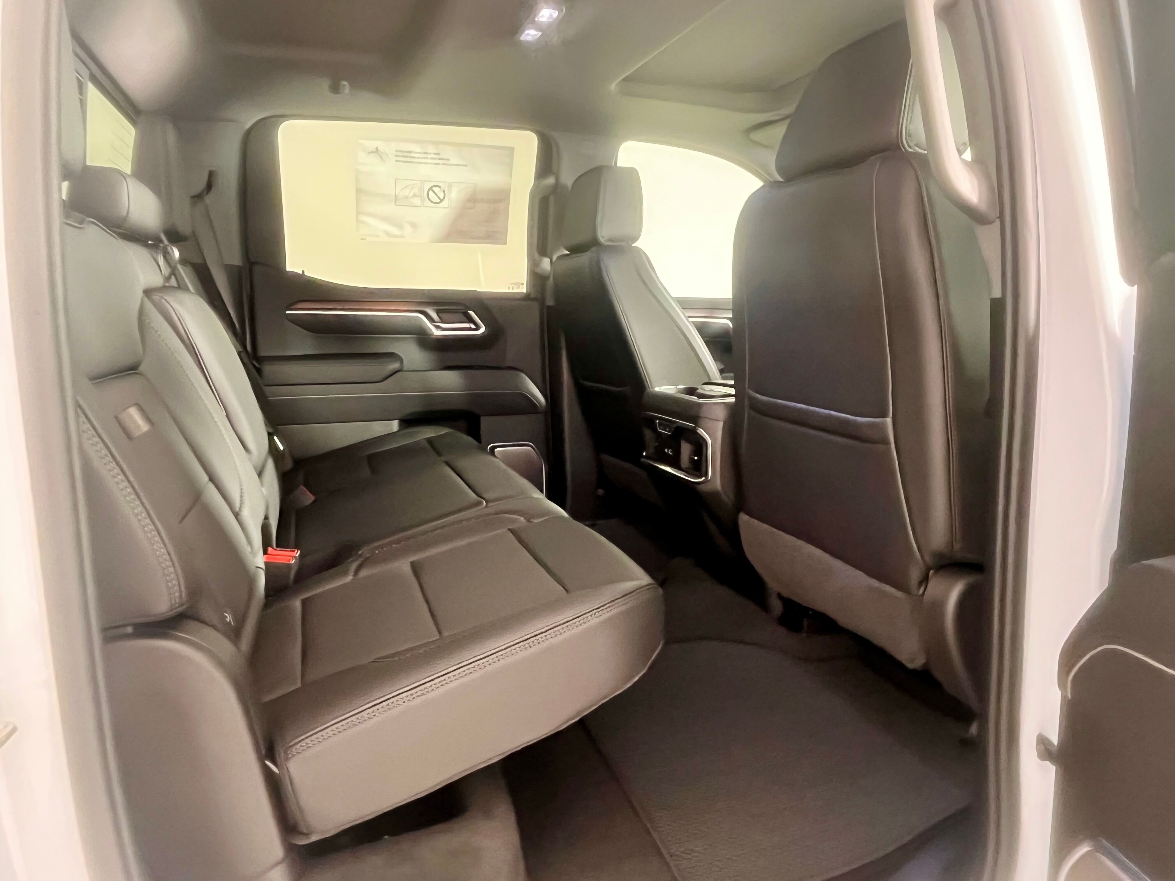 2026 GMC Sierra 1500 Denali - Photo 13
