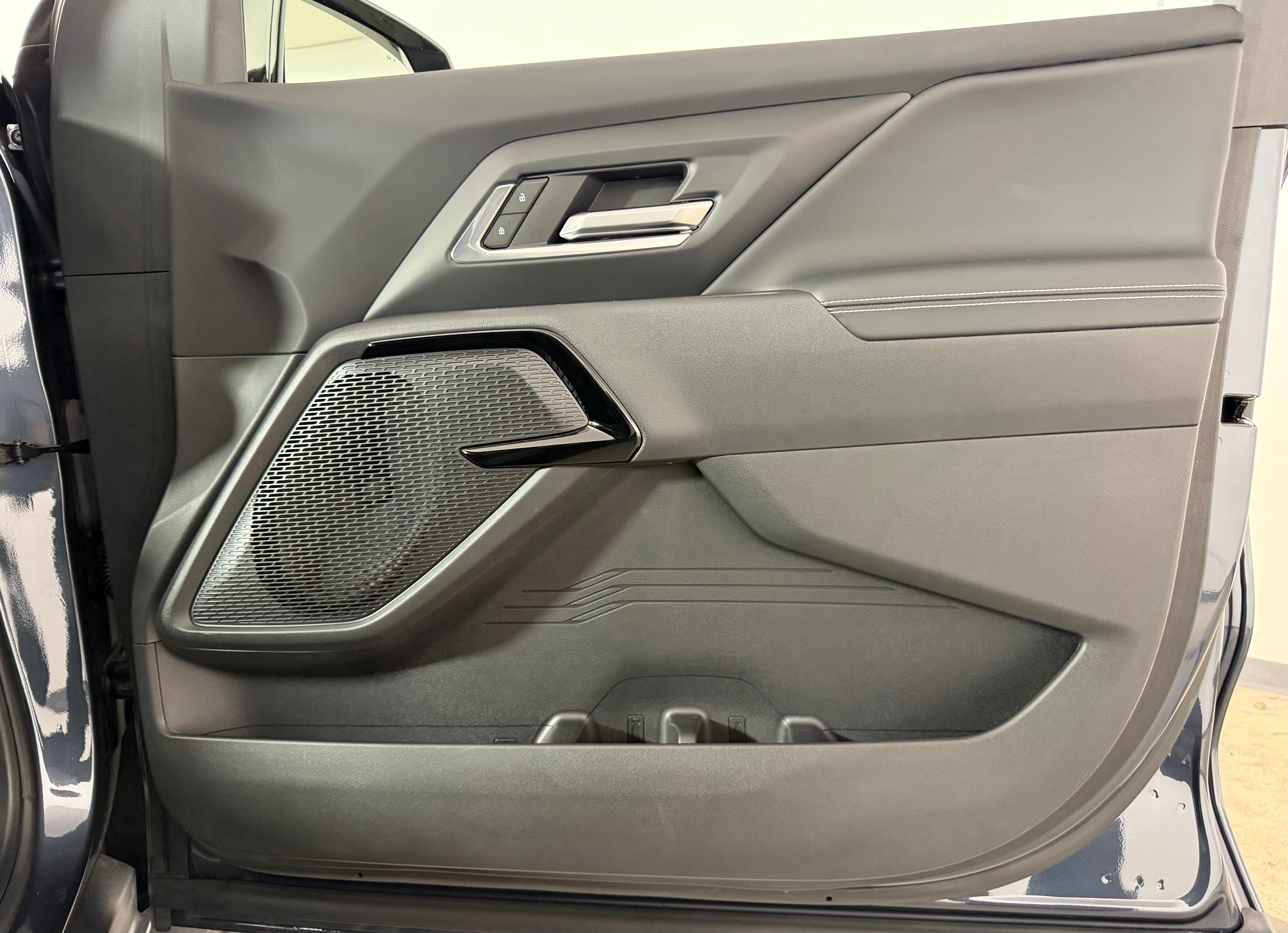 2026 Chevrolet Silverado EV LT - Photo 32