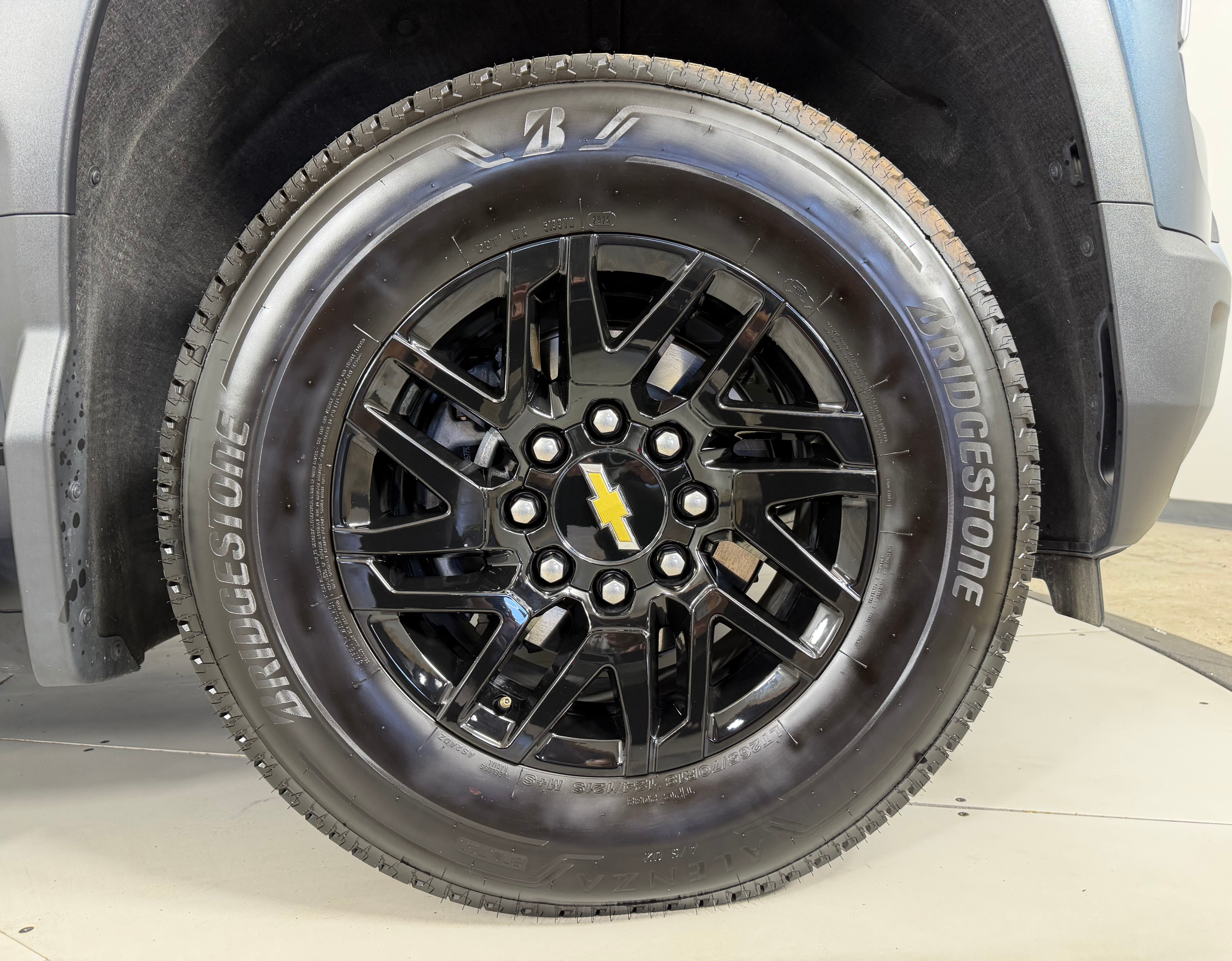 2026 Chevrolet Silverado EV LT - Photo 34