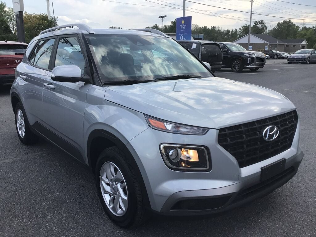 Hyundai Venue Preferred FWD