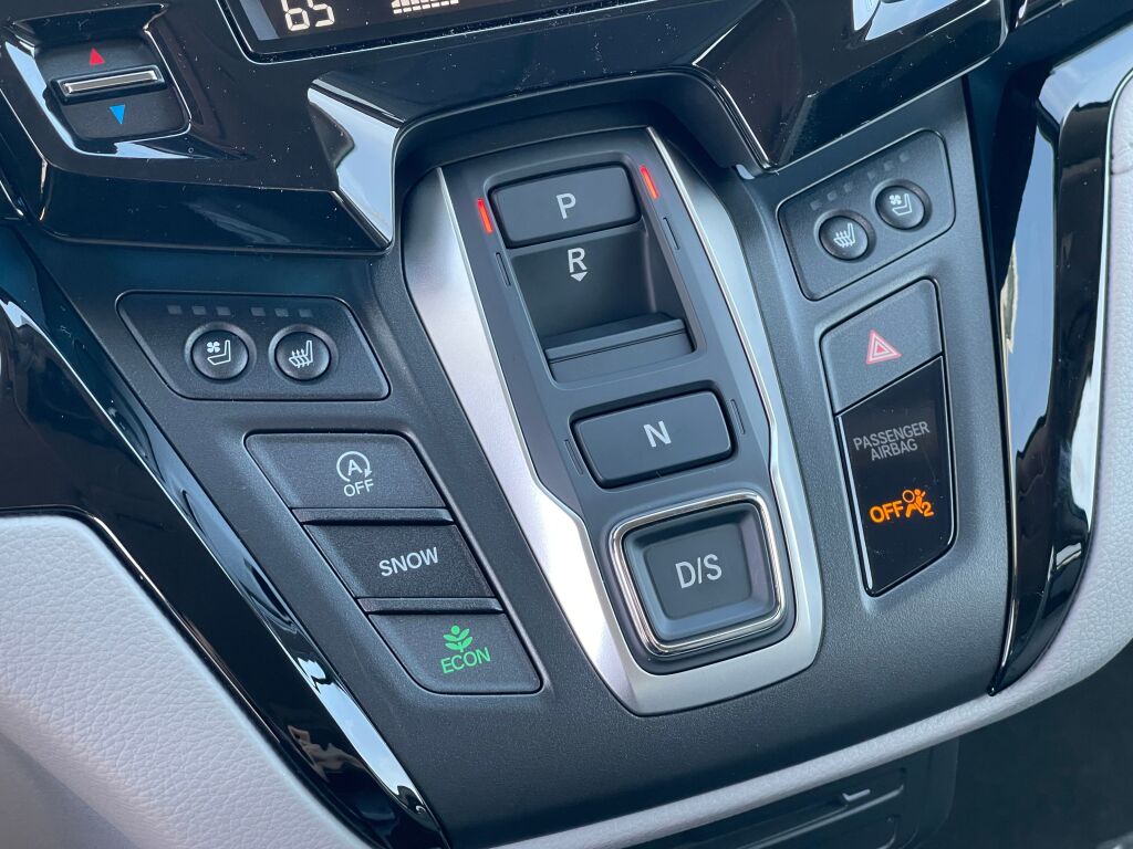 2024 Honda Odyssey EX - Photo 10