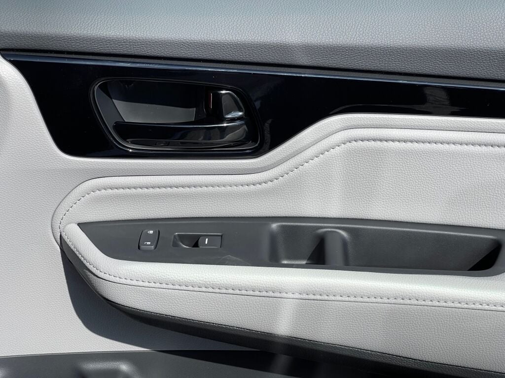 2024 Honda Odyssey EX - Photo 21