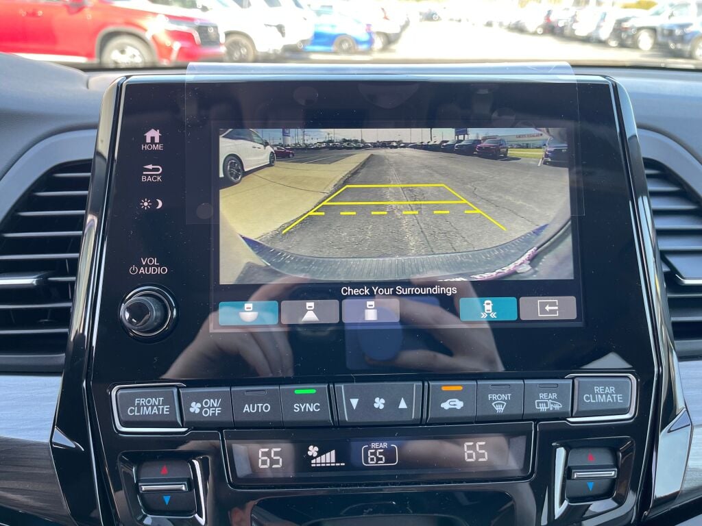 2024 Honda Odyssey EX - Photo 9
