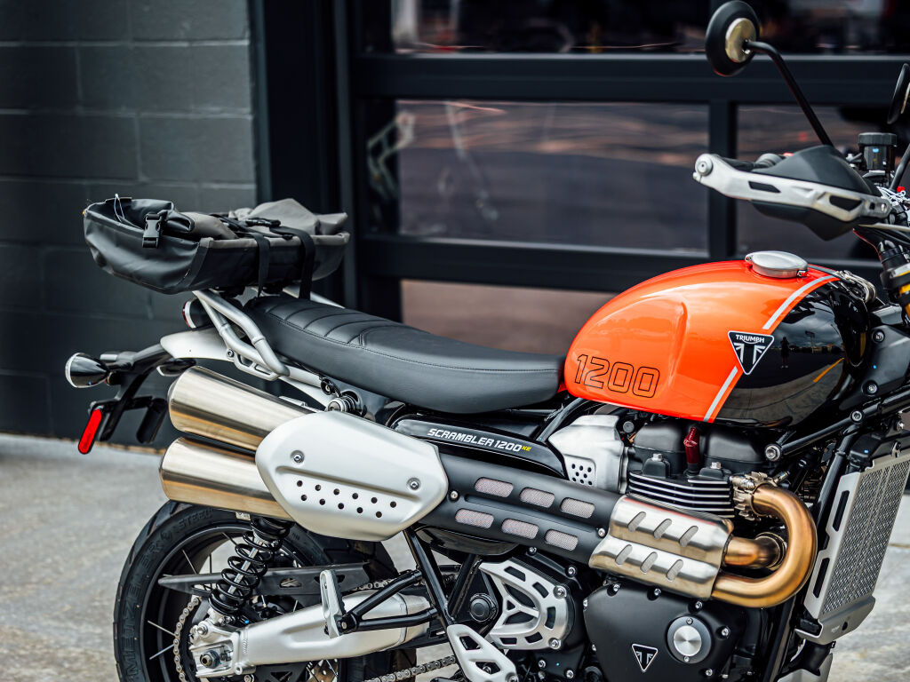 2024 Triumph Scrambler 1200 XE Baja Orange / Phantom Black
