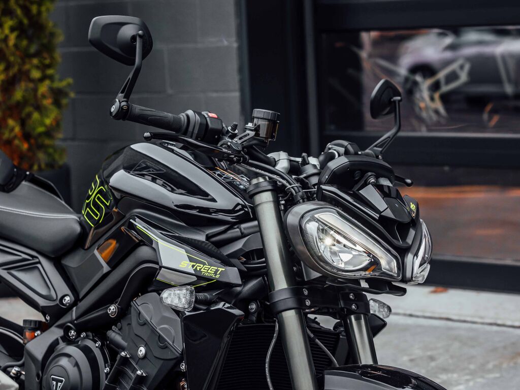 2025 Triumph Street Triple 765 RS Phantom Black