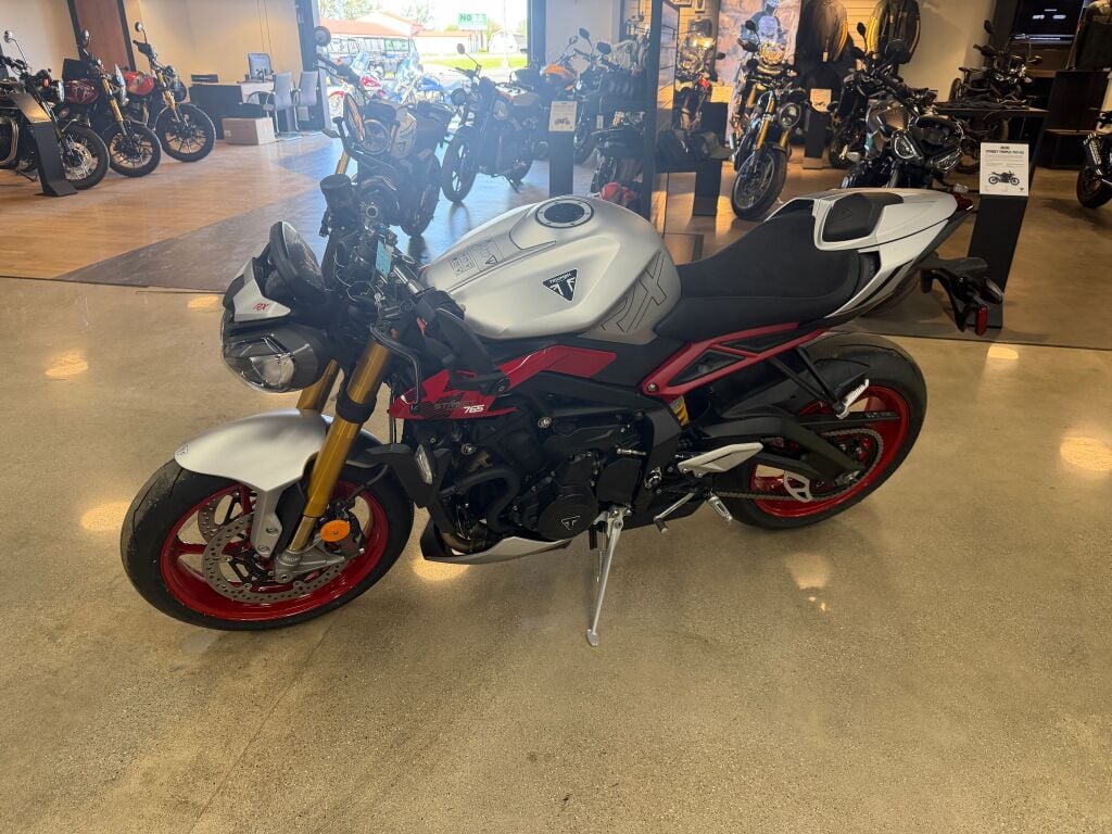 2026 Triumph Street Triple 765 RX