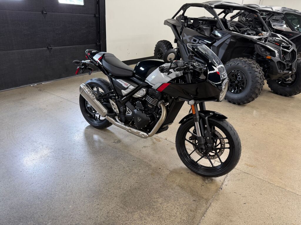 2026 Triumph Thruxton 400 Phantom Black / Aluminium Silver