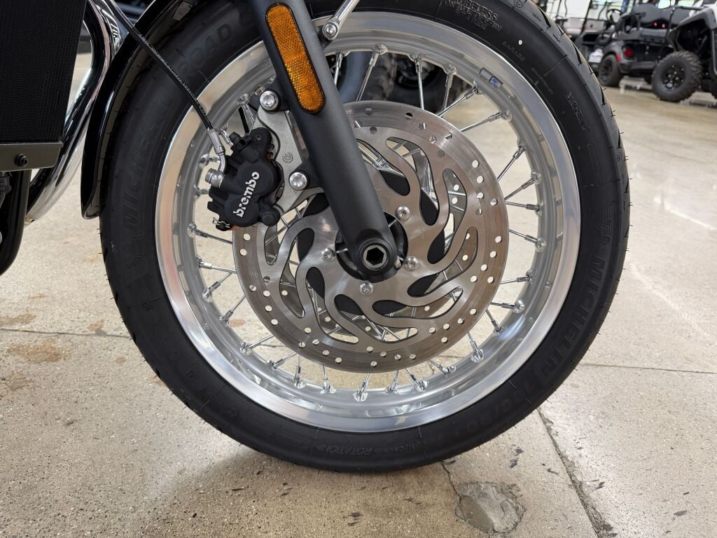 2026 Triumph Bonneville T120 Base