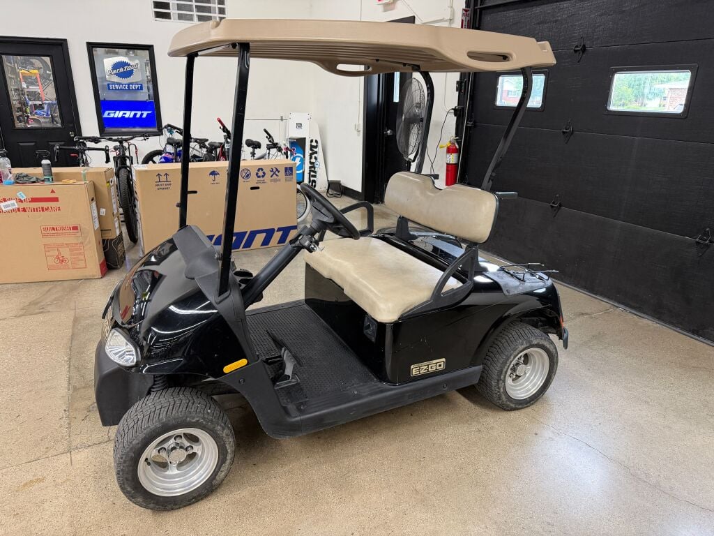 2014 E-Z-GO 2 PASSENGER
