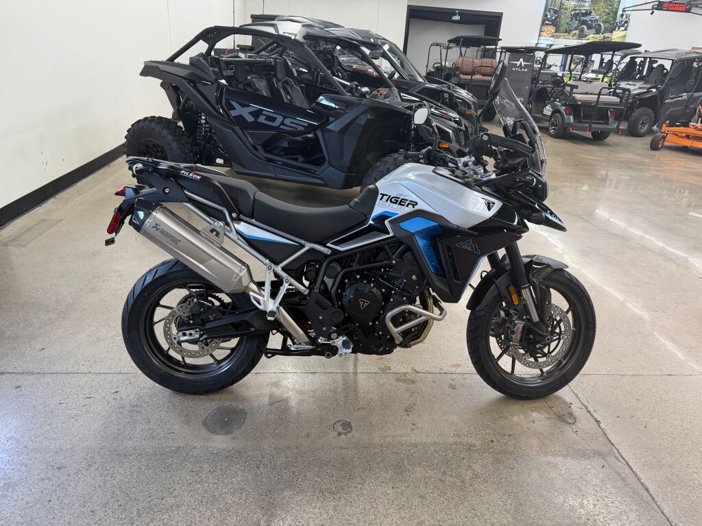 2026 Triumph Tiger 900 Alpine Edition