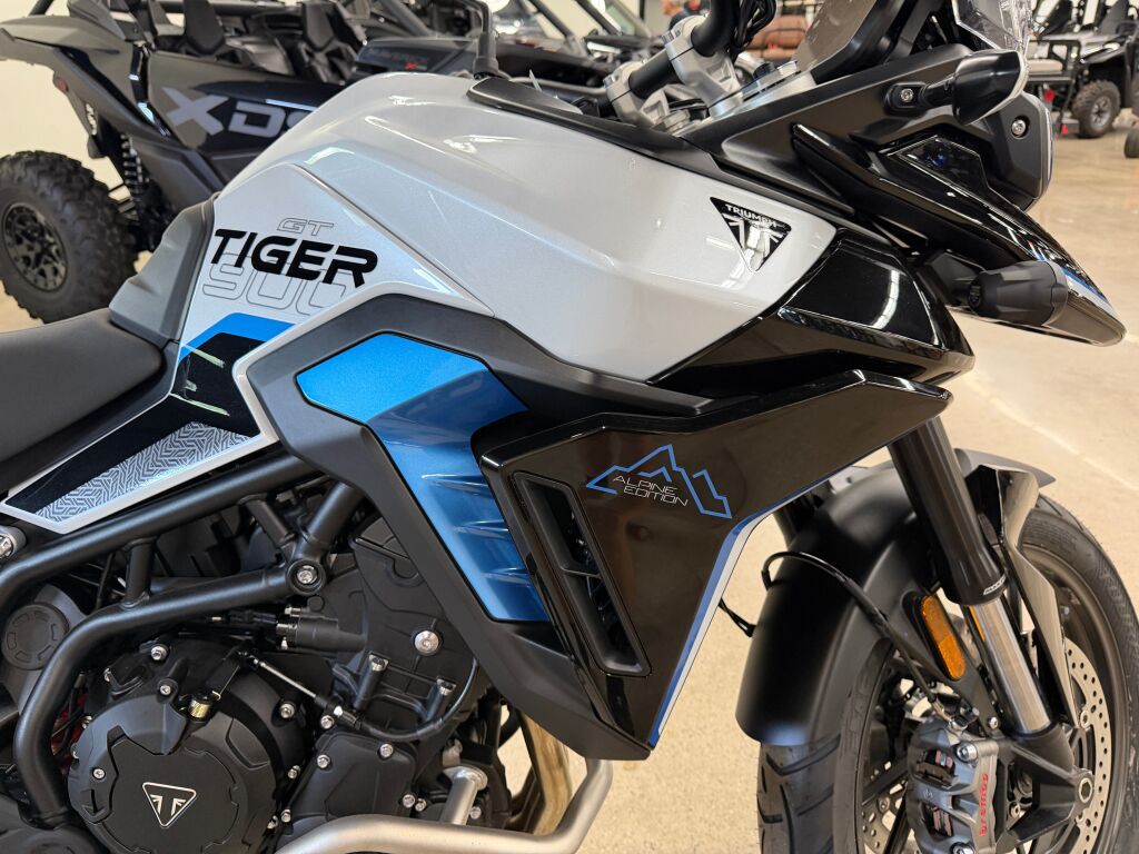 2026 Triumph Tiger 900 Alpine Edition