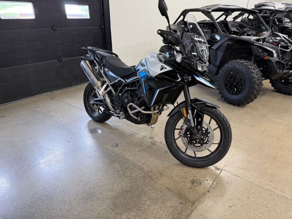 2026 Triumph Tiger 900 Alpine Edition