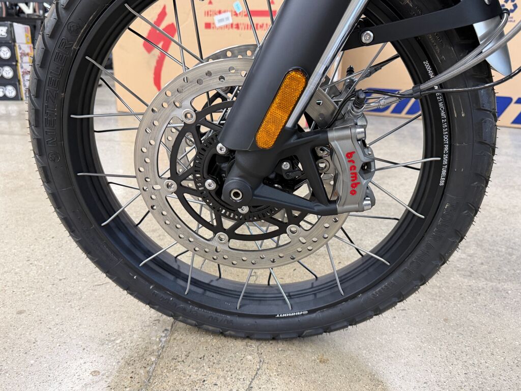 2026 Triumph Scrambler 1200 XE Sapphire black