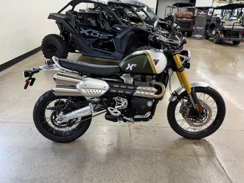 2026 Triumph Scrambler 1200 XE Sapphire black