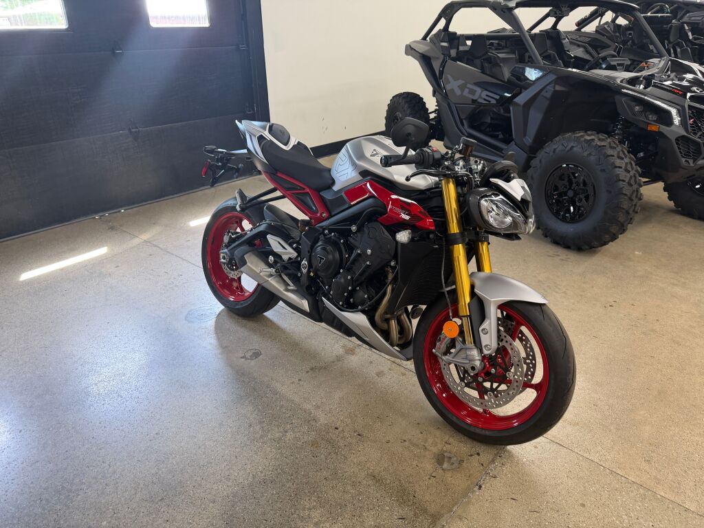 2026 Triumph Street Triple 765 RX