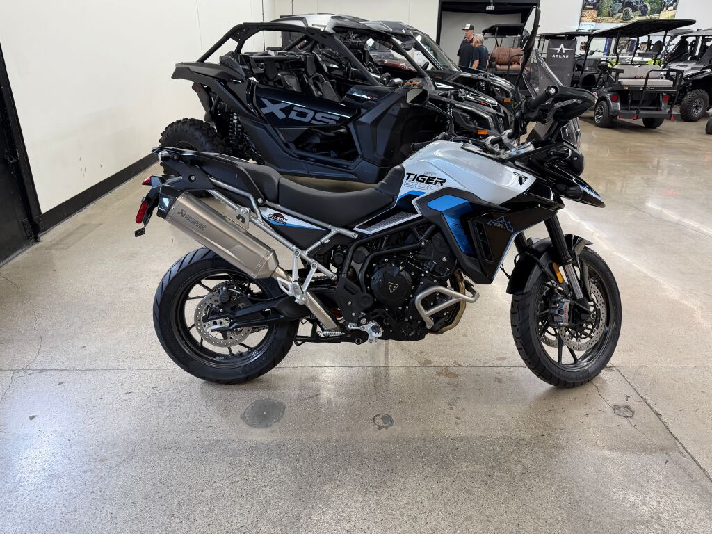 2026 Triumph Tiger 900 Alpine Edition