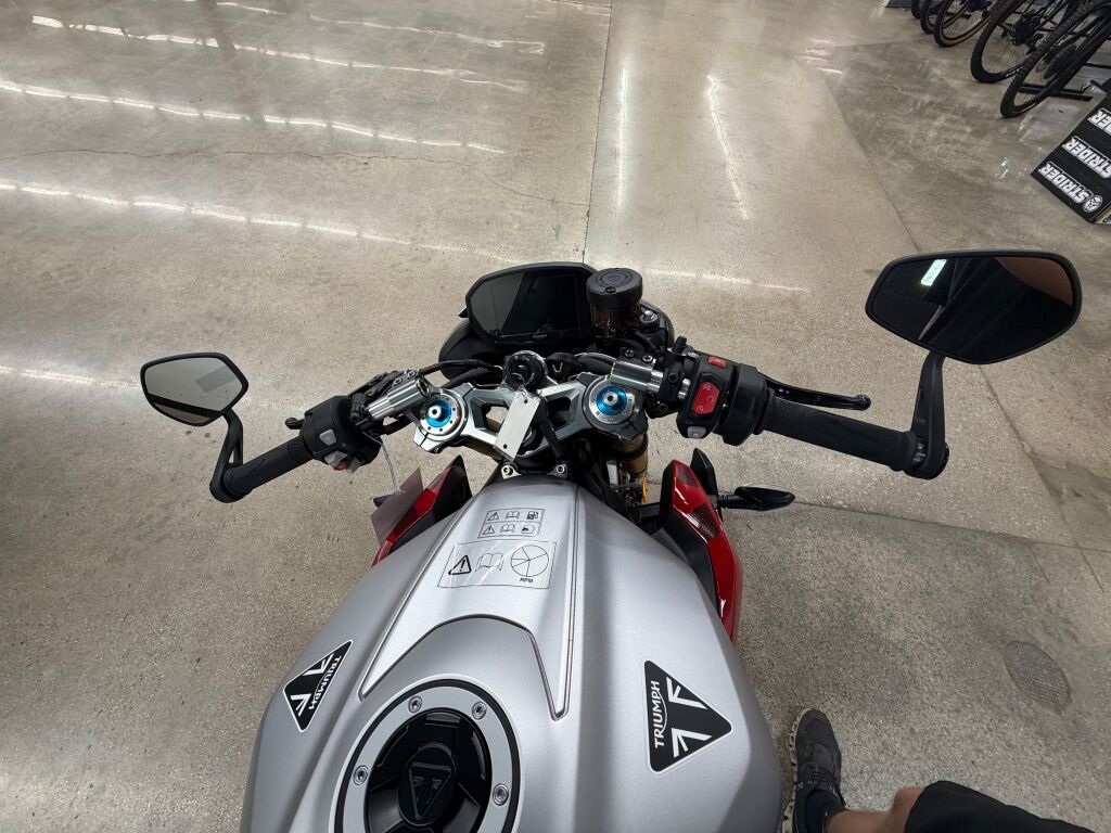 2026 Triumph Street Triple 765 RX