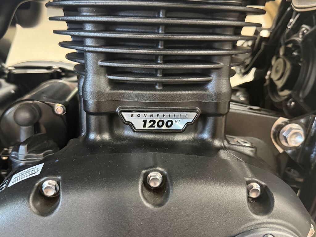 2026 Triumph Bonneville Bobber Base