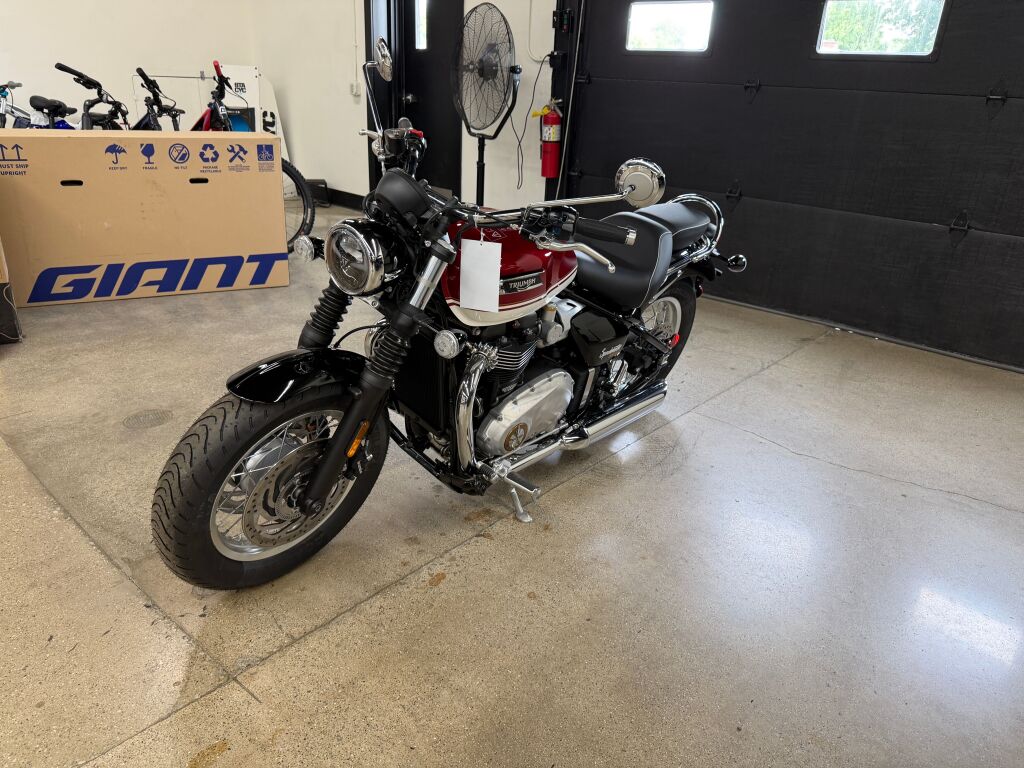 2026 Triumph Bonneville Speedmaster Carnival red Base