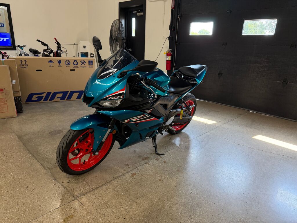 2021 Yamaha YZF R3 ABS