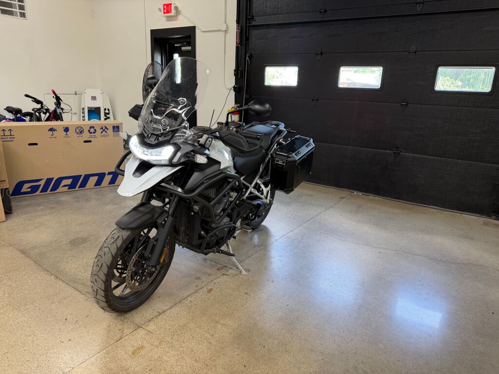 2023 Triumph Tiger 1200 GT Pro Sapphire Black