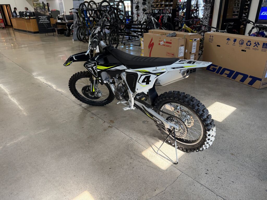2025 Triumph TF 450-RC Edition Jet Black/Pure White