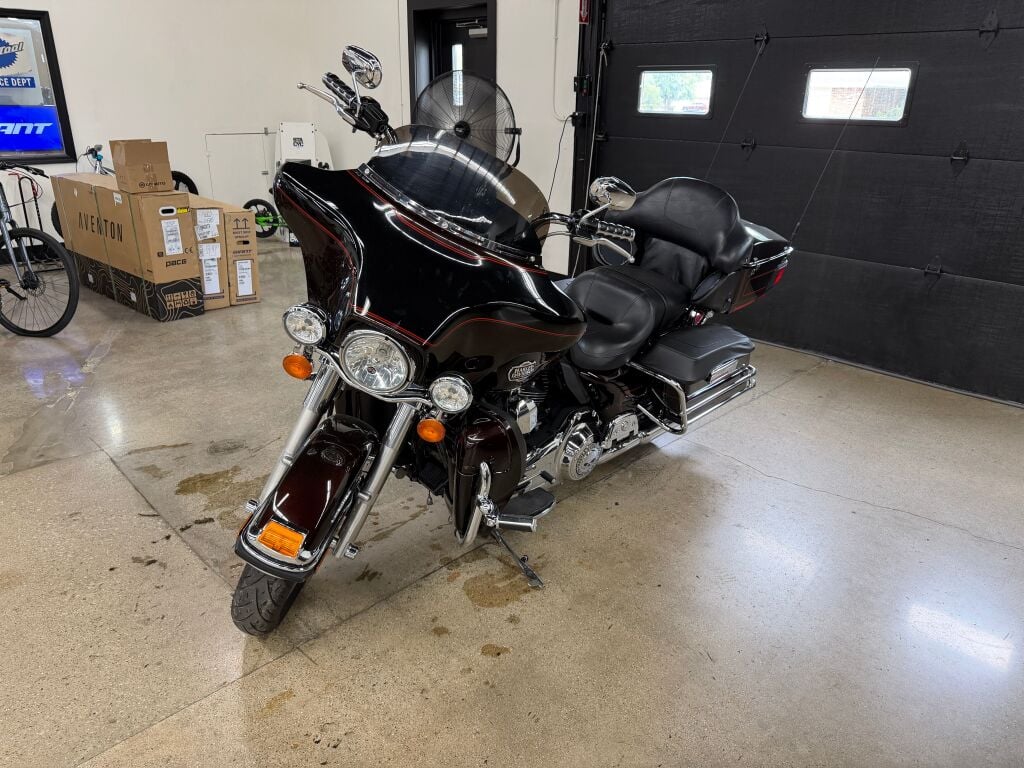 2011 Harley-Davidson ELECTRA GLIDE ULTRA CLASSIC (EFI)
