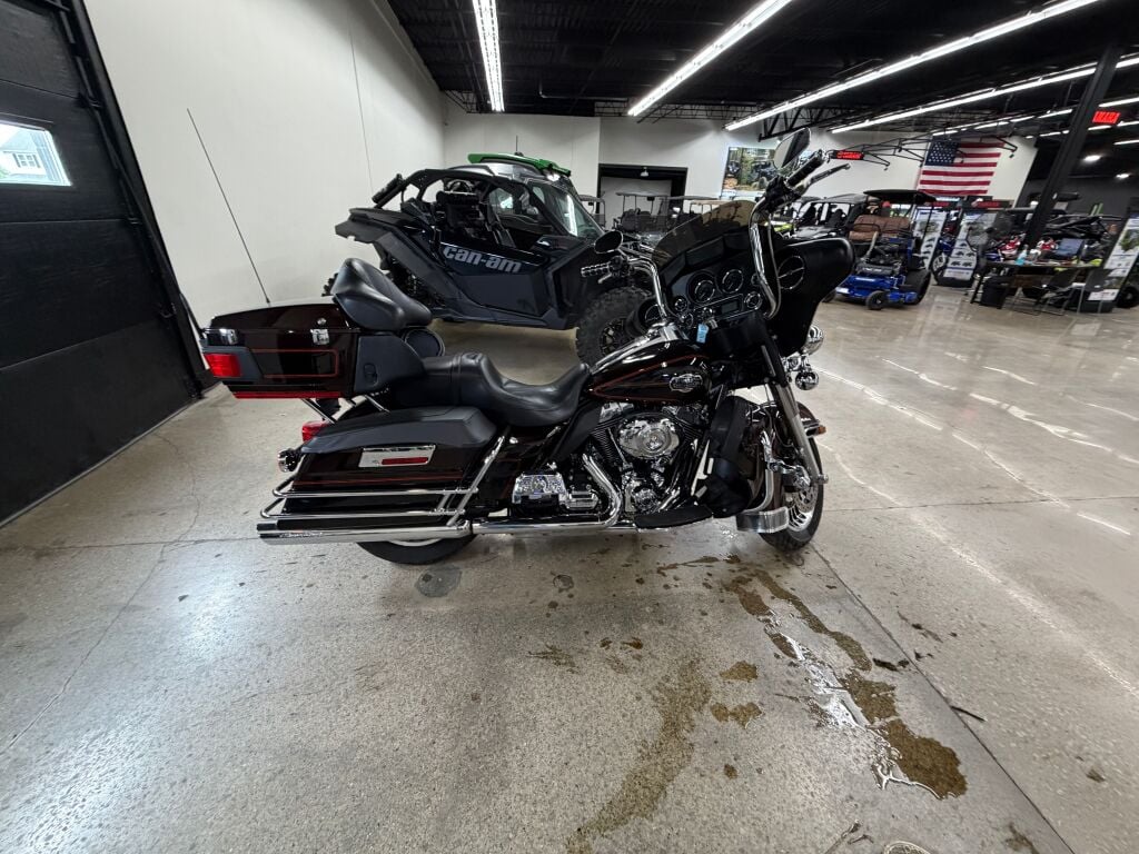 2011 Harley-Davidson ELECTRA GLIDE ULTRA CLASSIC (EFI)