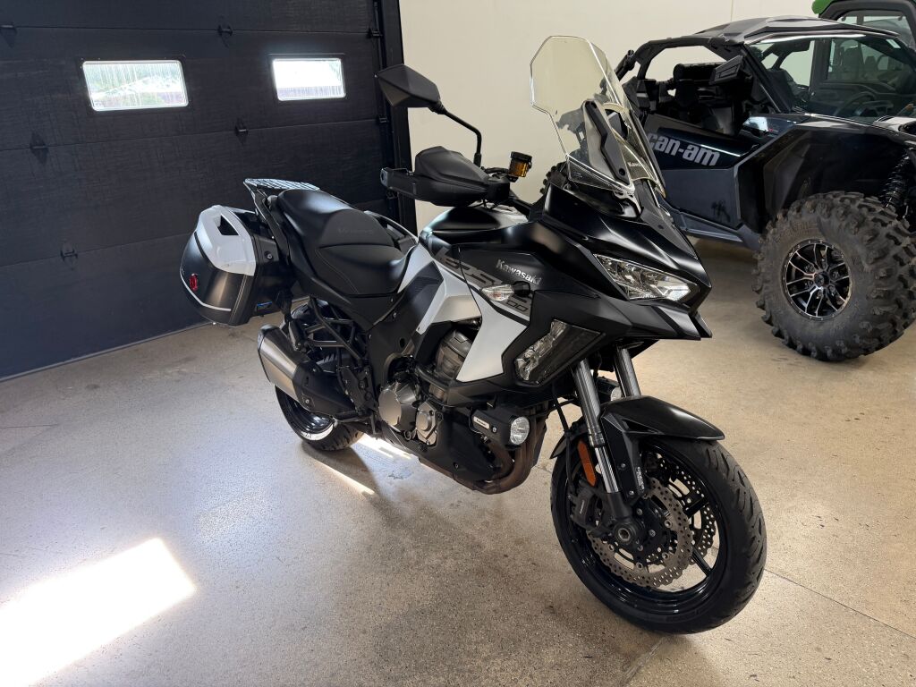 2019 Kawasaki Versys 1000 SE LT+