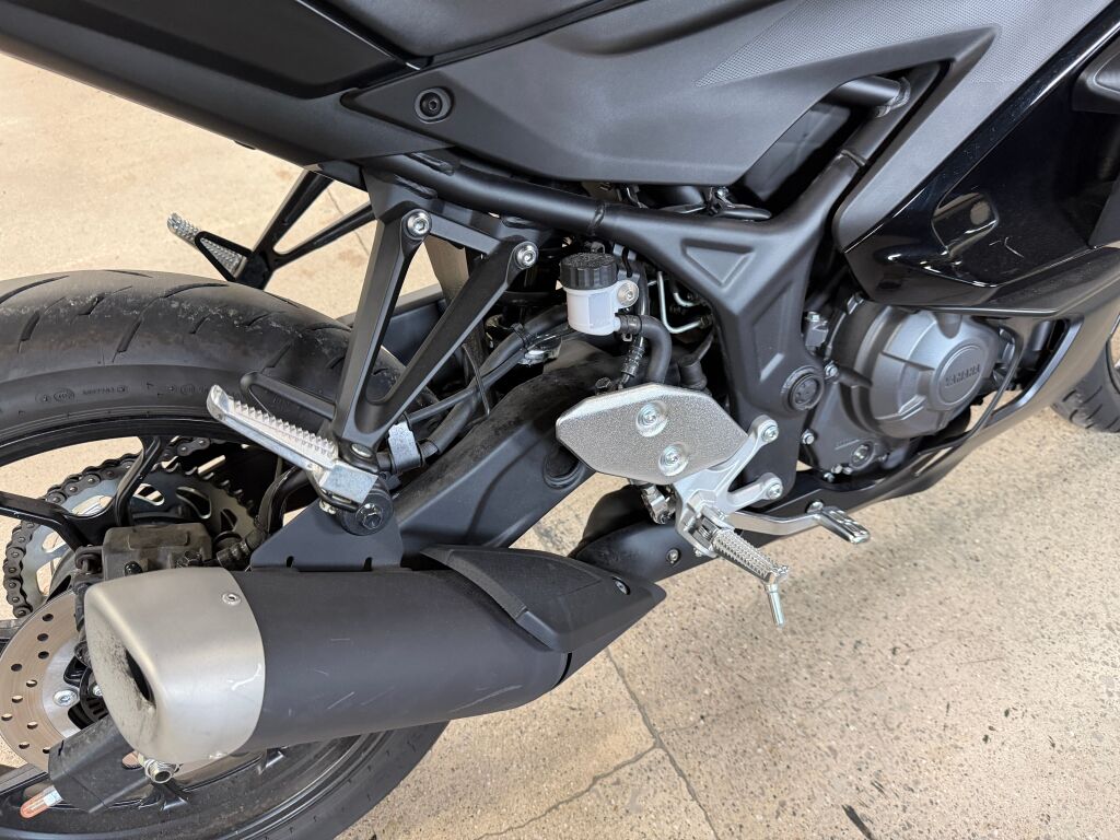 2025 Yamaha YZF R3 ABS