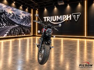 2026 Triumph Bonneville Speedmaster Carnival red Base