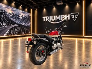 2026 Triumph Bonneville Speedmaster Carnival red Base
