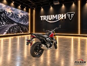 2026 Triumph Speed 400 Lava Red Gloss/Storm Grey Base