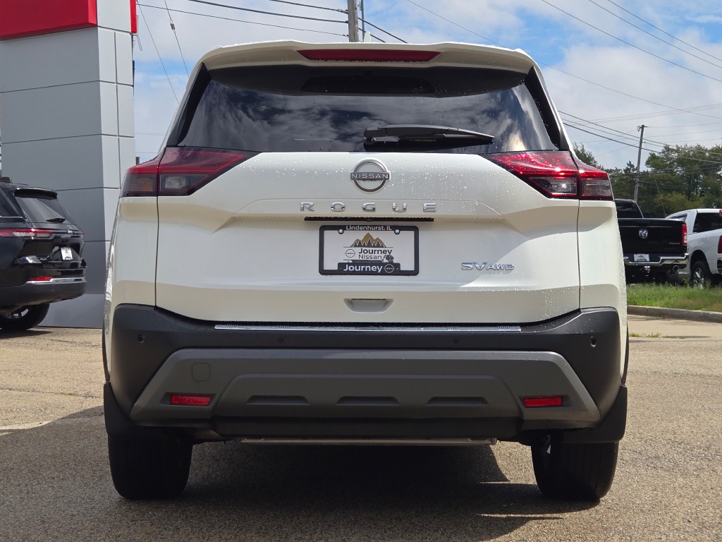 Used 2023 White Nissan SV image 13