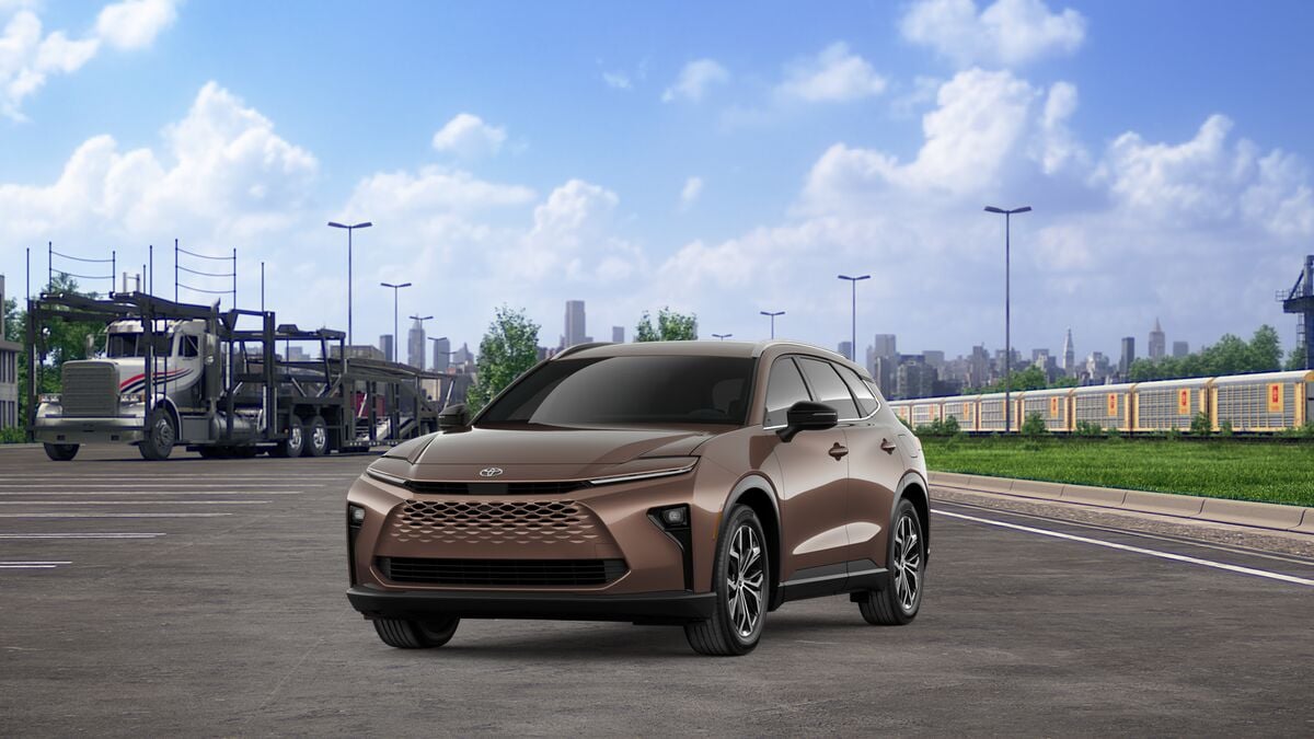 Bronze Age 2026 Toyota Crown Signia XLE AWD SUV / Crossover All-Wheel Drive Continuously Variable Transmission