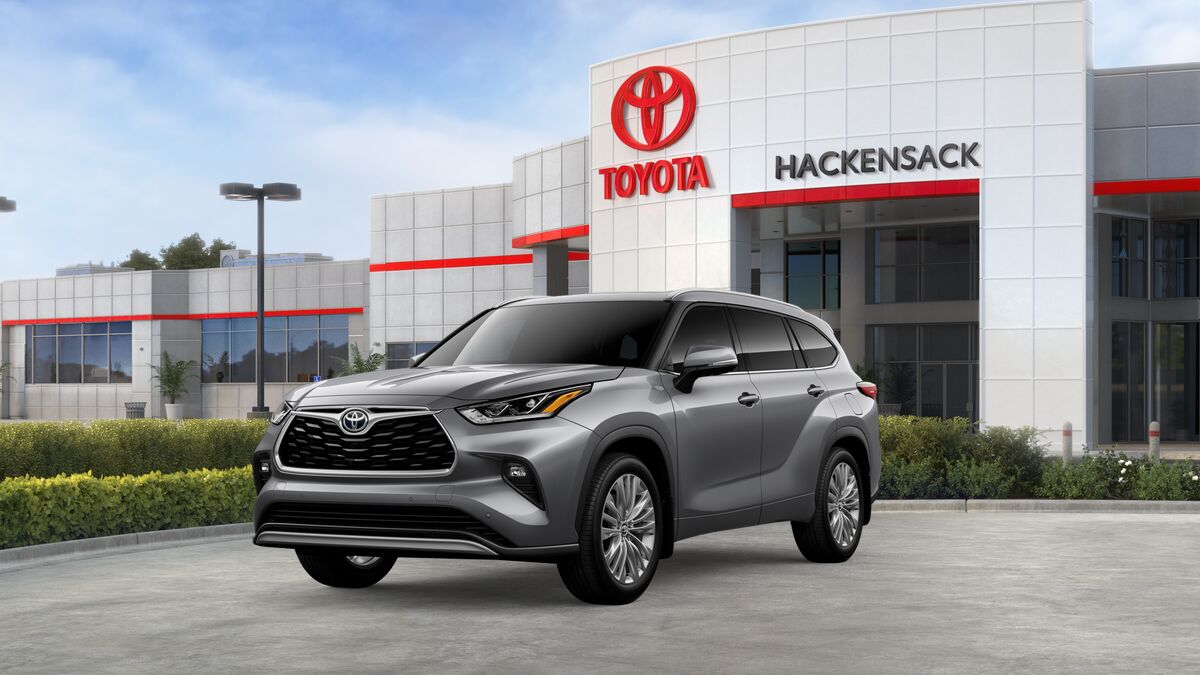 Heavy Metal 2026 Toyota Highlander Platinum AWD SUV / Crossover All-Wheel Drive 8-Speed Dual Clutch
