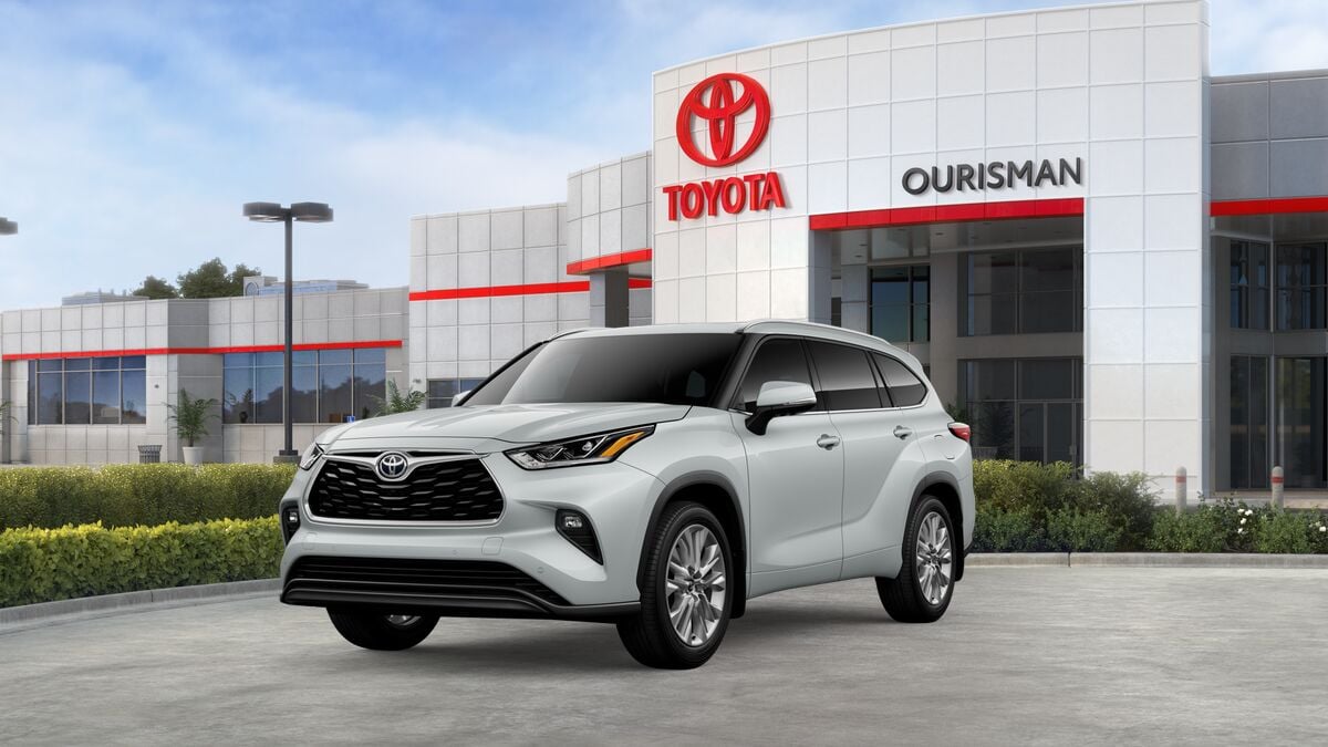 White (Wind Chill Pearl) 2026 Toyota Highlander SUV / Crossover All-Wheel Drive 8-Speed Dual Clutch