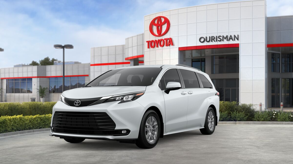 White (Wind Chill Pearl) 2026 Toyota Sienna Minivan All-Wheel Drive Continuously Variable Transmission