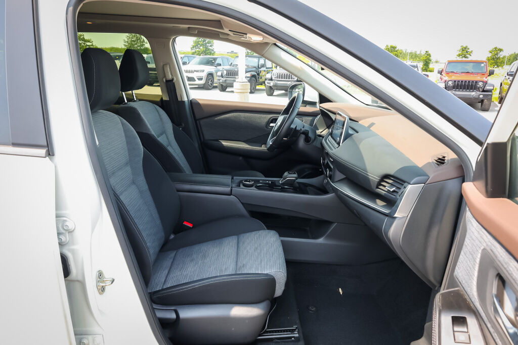 used 2023 Nissan Rogue car, priced at $34,598