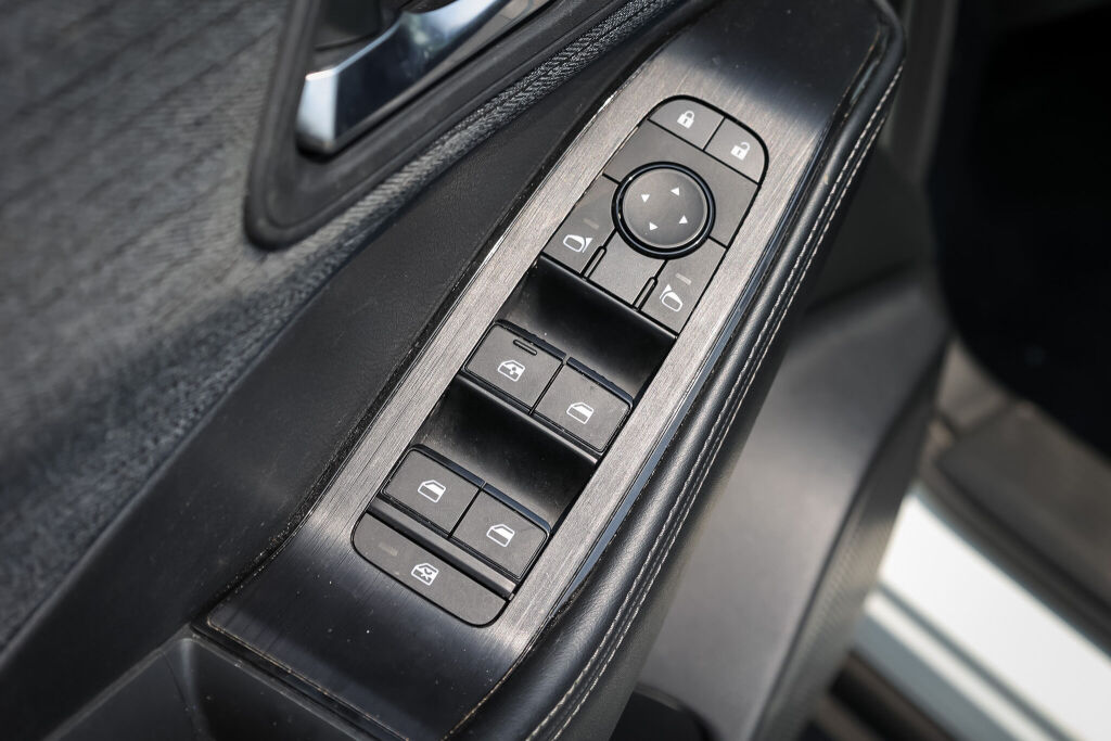 used 2023 Nissan Rogue car, priced at $34,598