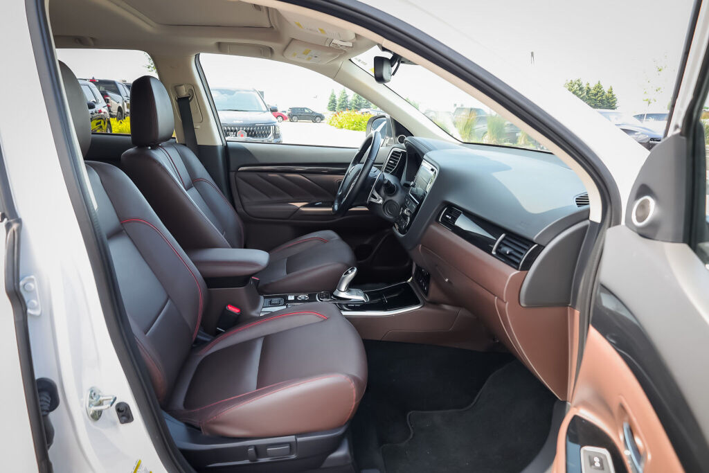 used 2018 Mitsubishi Outlander PHEV car