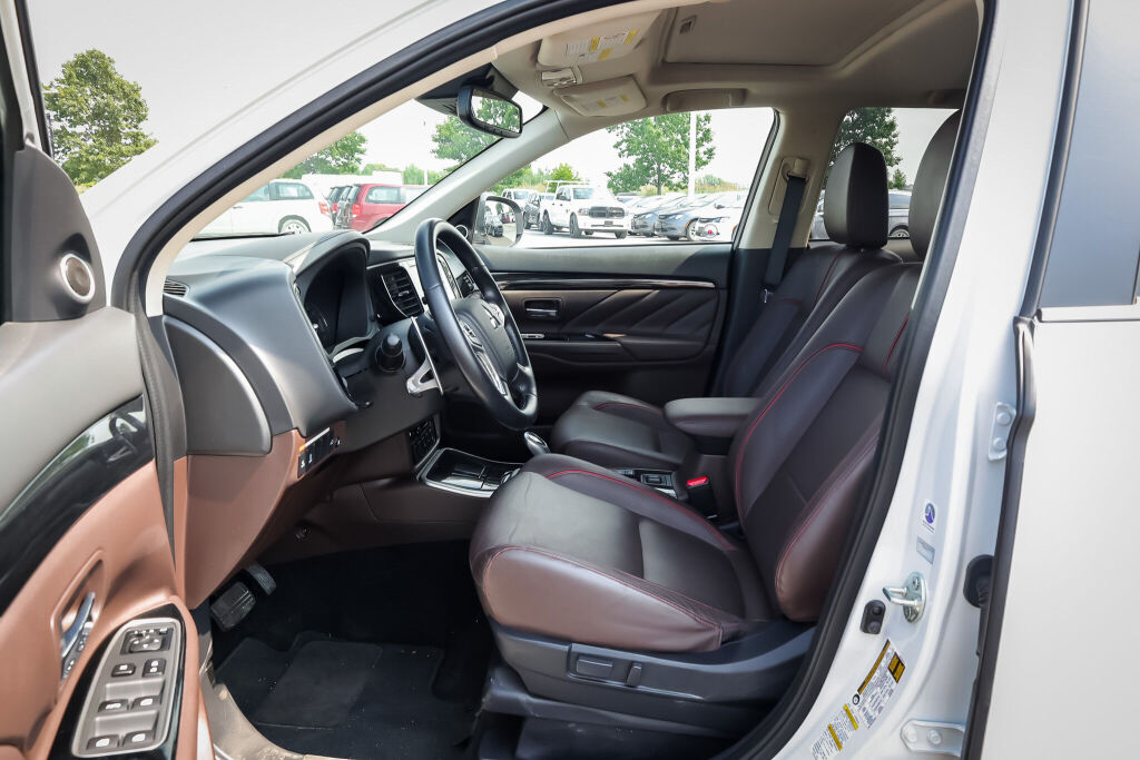 used 2018 Mitsubishi Outlander PHEV car