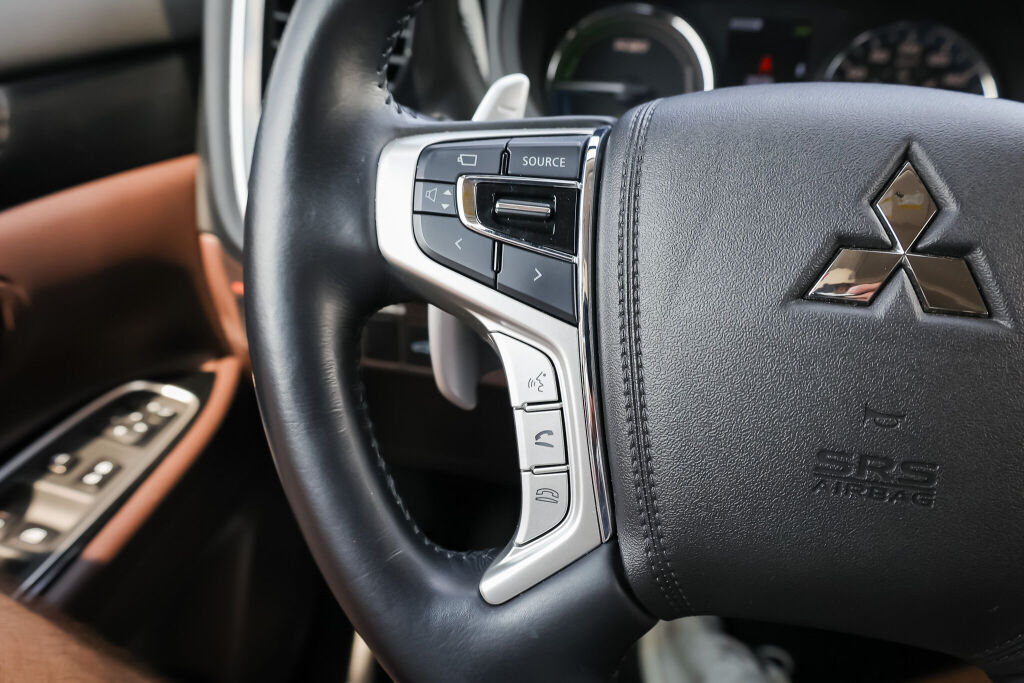 used 2018 Mitsubishi Outlander PHEV car