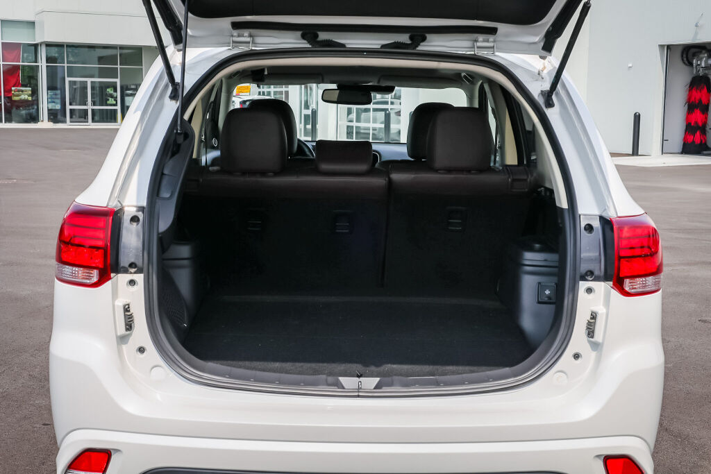 used 2018 Mitsubishi Outlander PHEV car